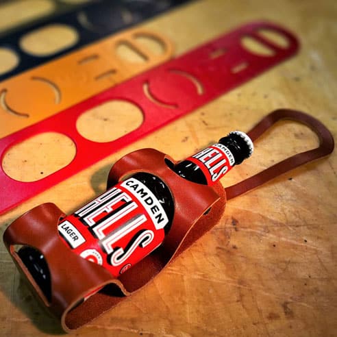 porte bouteille en cuir pour emmener sa bouteille de vin en balade