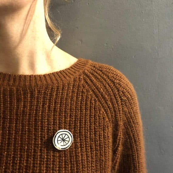 Broche Roue en porcelaine | OKO | Le Poupoupidou