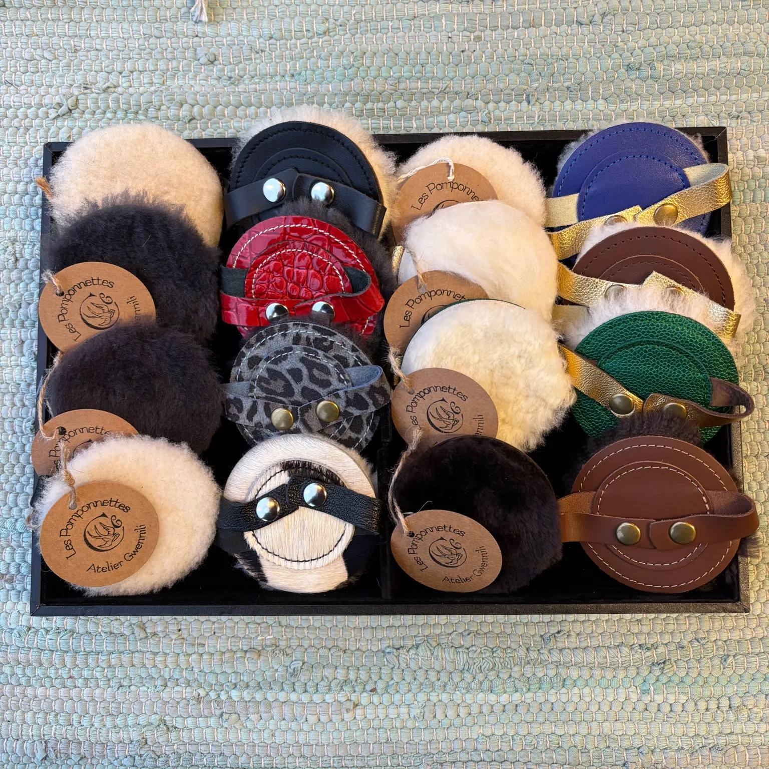 Cache oreilles | Les Pomponnettes – Image 2